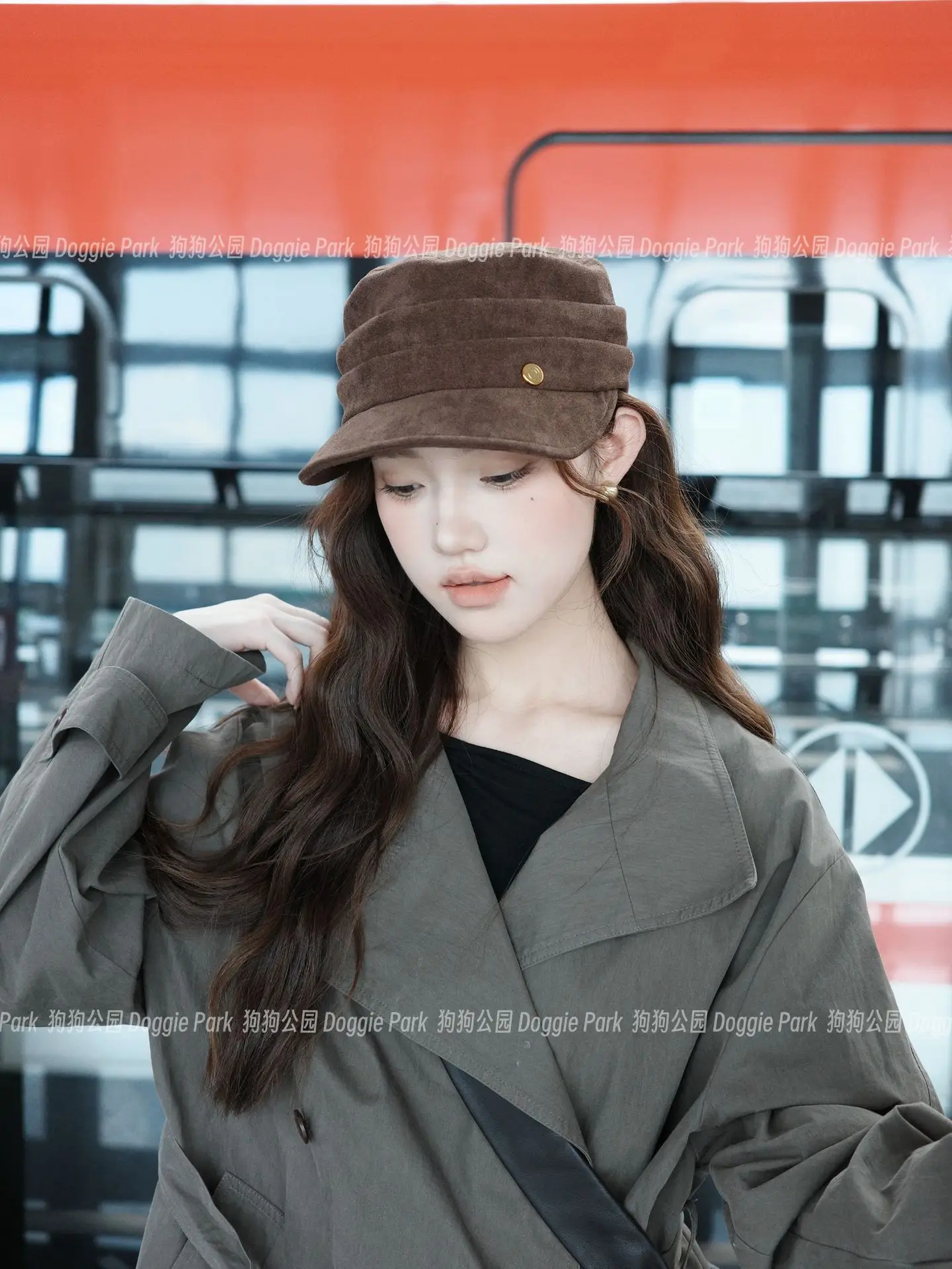 Brown Duckbill Cap for Women Men Casual Wear — feature 9