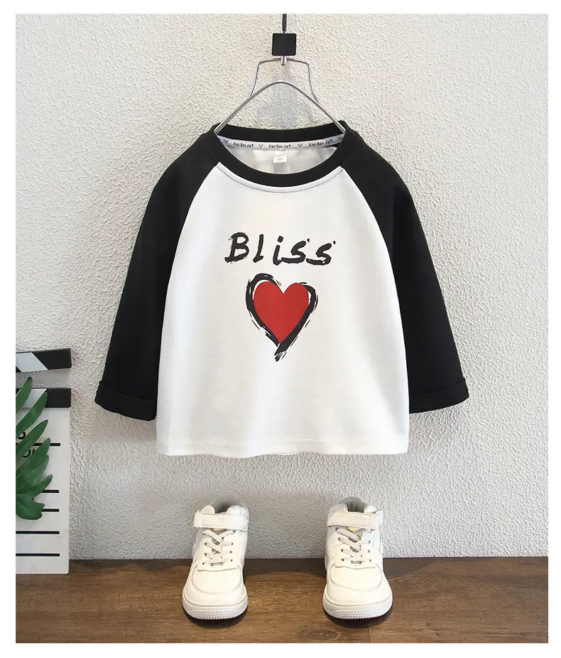 Boys Long Sleeve T-Shirt White Black Heart Print — feature 8