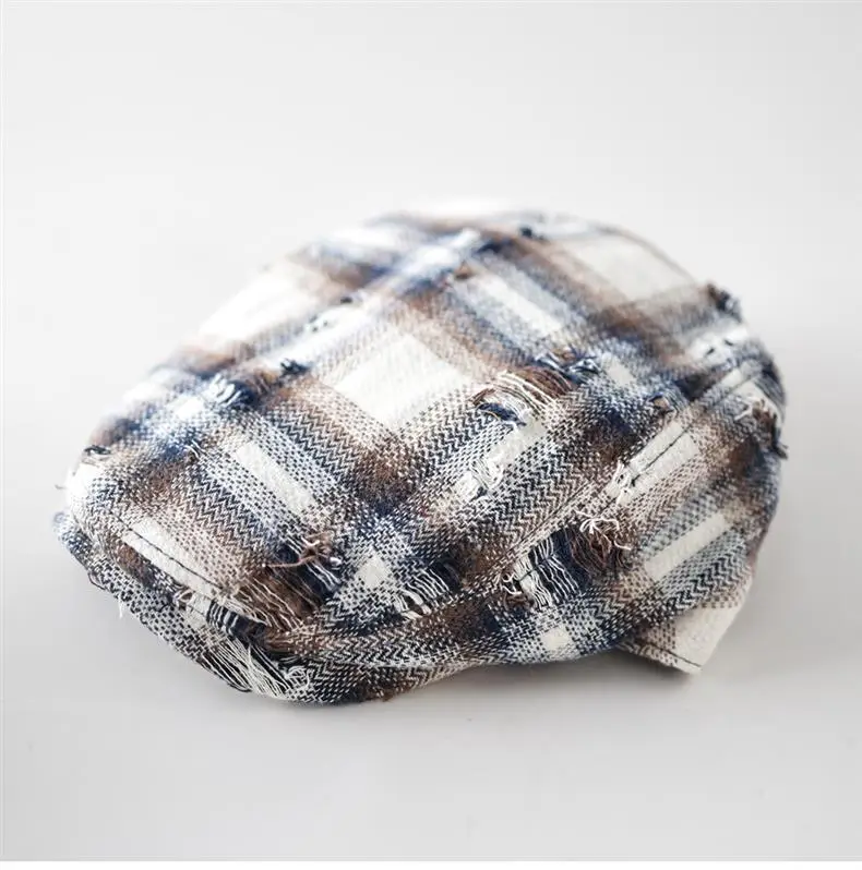 Retro Plaid Ripped Sunshade Cap for Men Women — feature 12