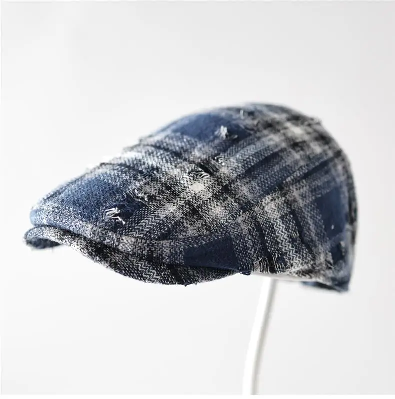 Retro Plaid Ripped Sunshade Cap for Men Women — feature 4