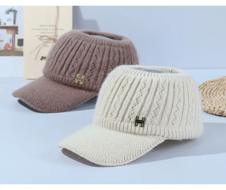 Women Knitted Velvet Peaked Cap Autumn Winter Warm — feature 11