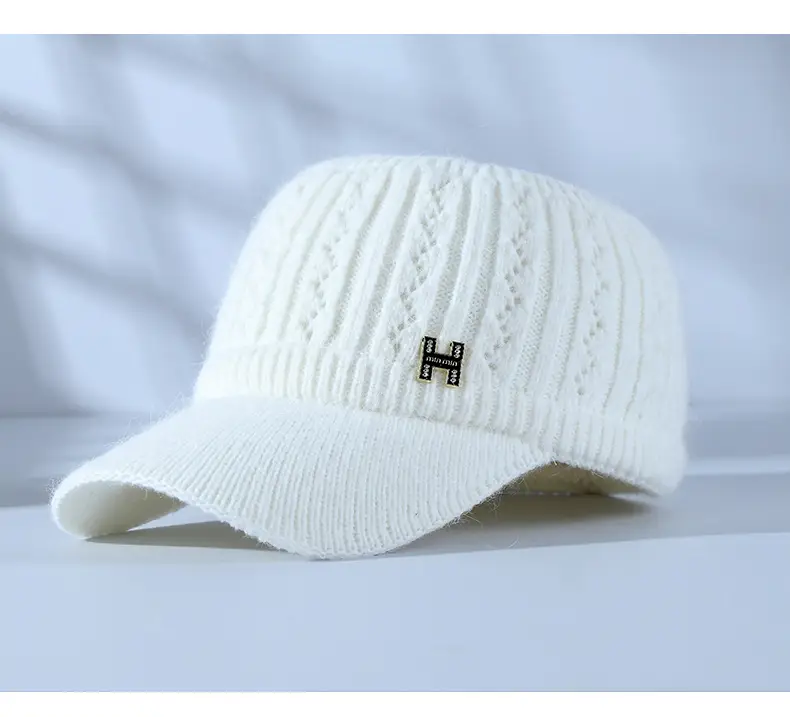 Women Knitted Velvet Peaked Cap Autumn Winter Warm — feature 14