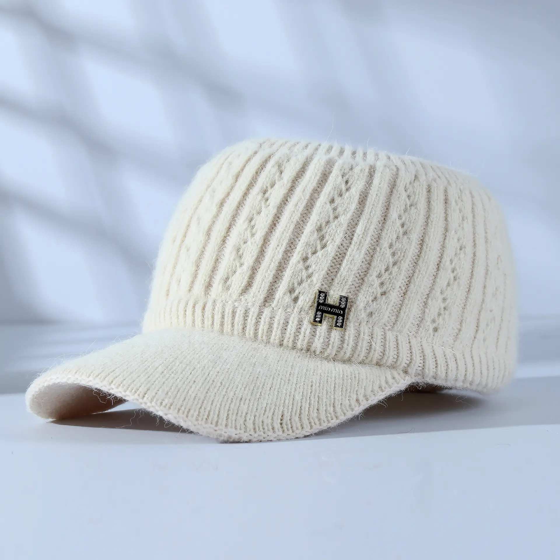 Women Knitted Velvet Peaked Cap Autumn Winter Warm - Image 4