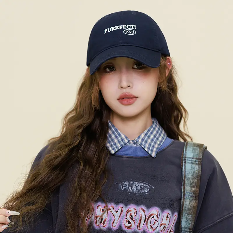 Black 1970 Embroidered Baseball Cap for Women - Image 9