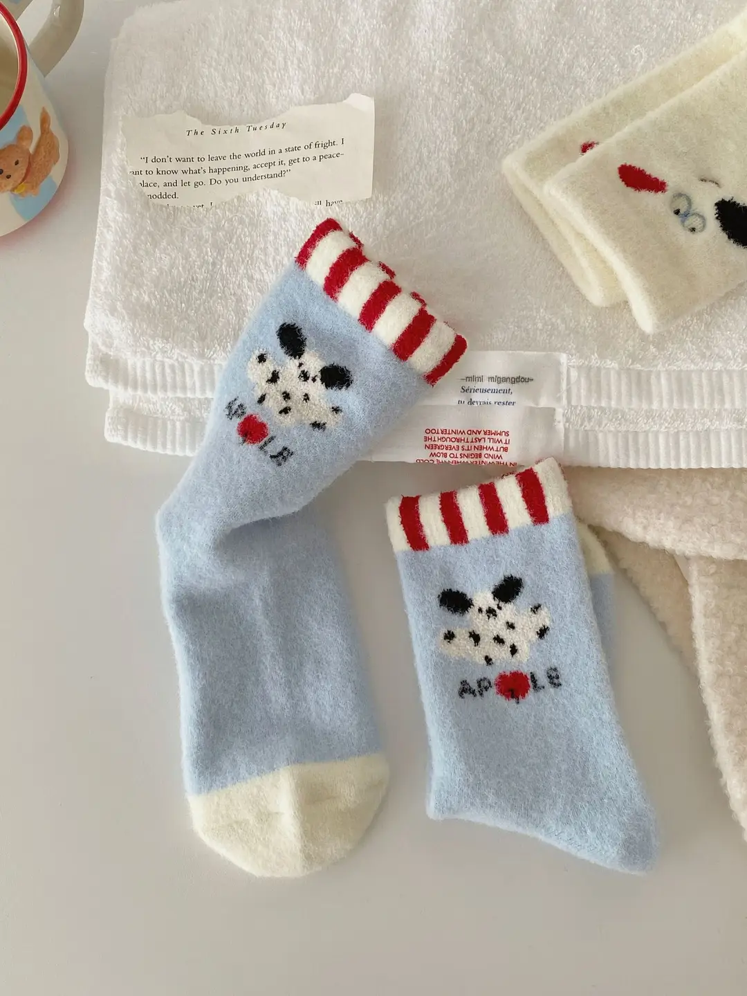 Soft and Fluffy Australian Wool Socks with Puppy Fur Balls, Women's Fabric Label Mid-Calf Socks, Autumn and Winter Thickened and Warm Mid-Calf Socks — feature 9