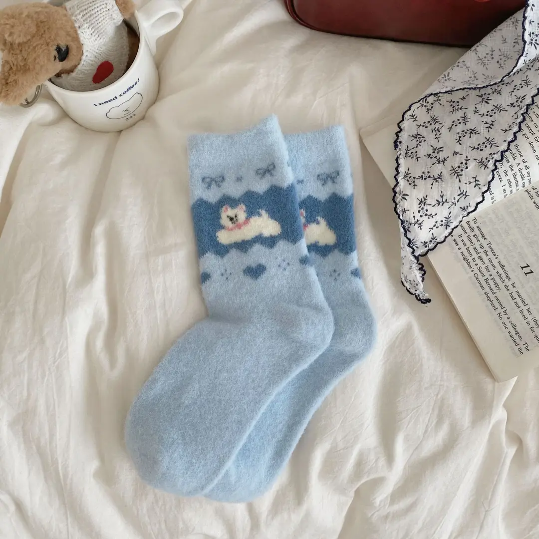 Soft and Fluffy Australian Wool Socks with Puppy Fur Balls, Women's Fabric Label Mid-Calf Socks, Autumn and Winter Thickened and Warm Mid-Calf Socks