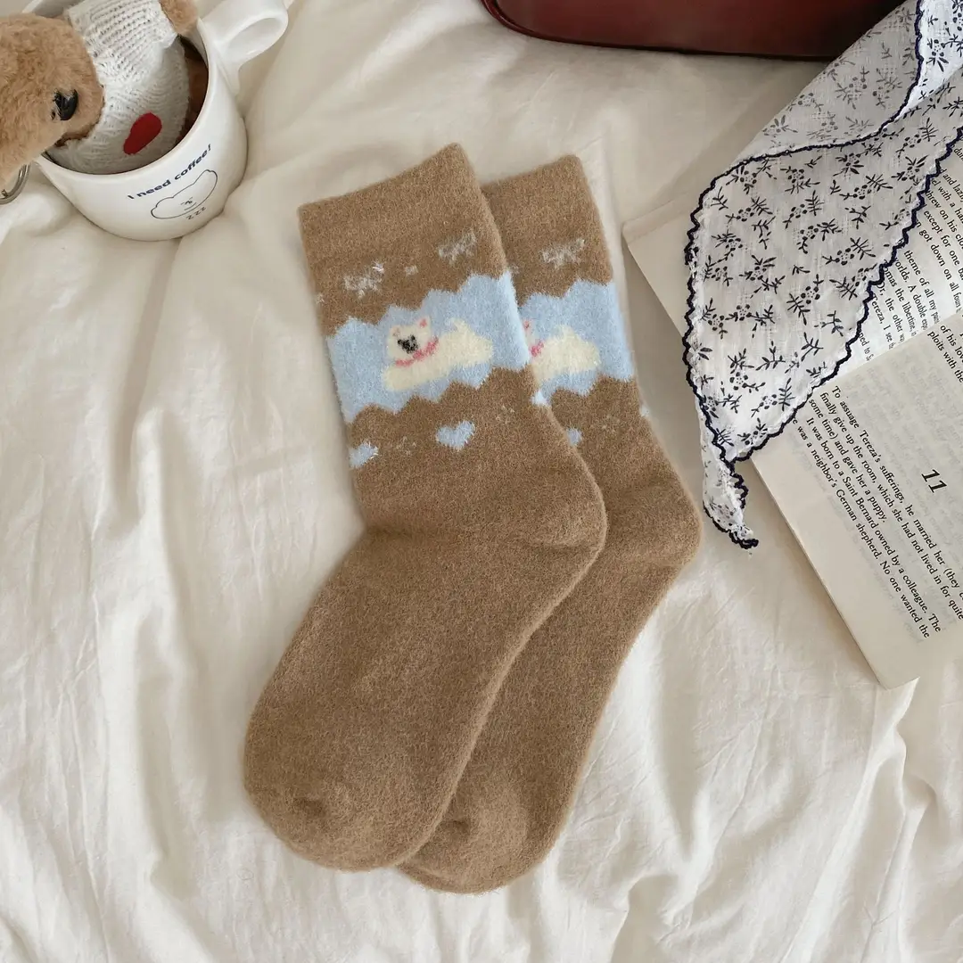 Soft and Fluffy Australian Wool Socks with Puppy Fur Balls, Women's Fabric Label Mid-Calf Socks, Autumn and Winter Thickened and Warm Mid-Calf Socks