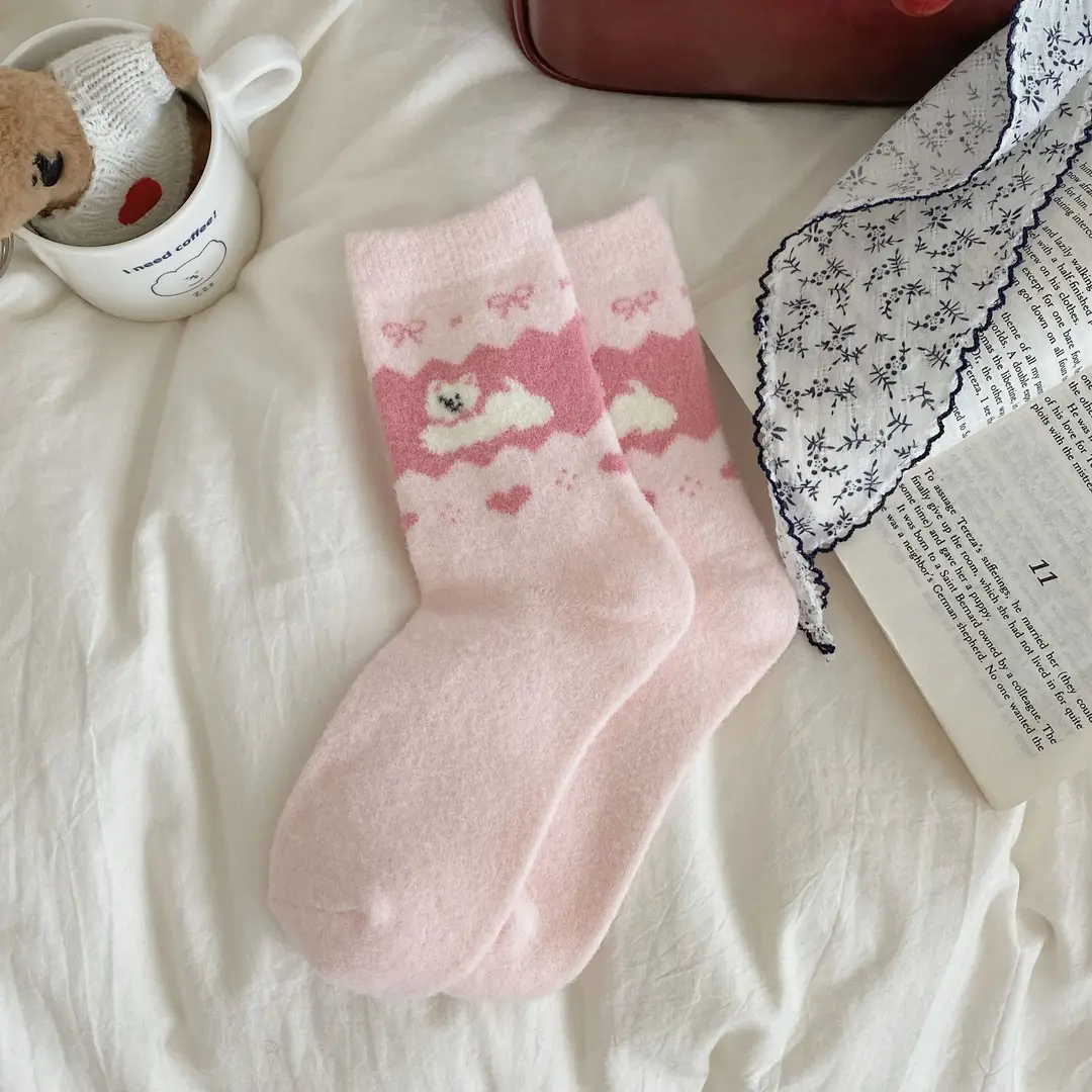 Soft and Fluffy Australian Wool Socks with Puppy Fur Balls, Women's Fabric Label Mid-Calf Socks, Autumn and Winter Thickened and Warm Mid-Calf Socks
