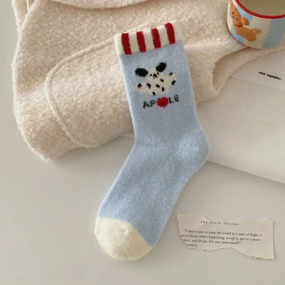 Soft and Fluffy Australian Wool Socks with Puppy Fur Balls, Women's Fabric Label Mid-Calf Socks, Autumn and Winter Thickened and Warm Mid-Calf Socks
