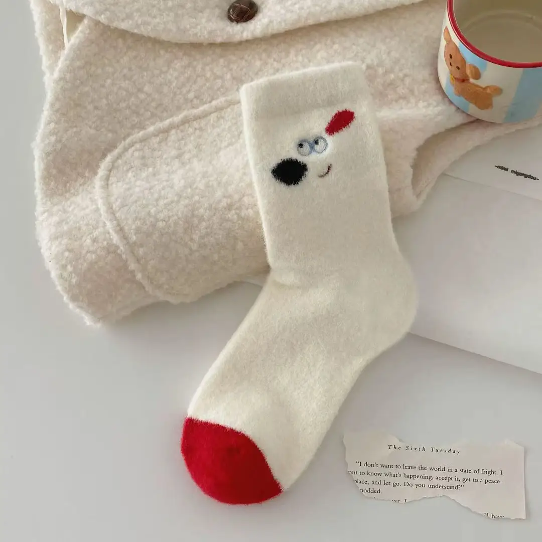 Soft and Fluffy Australian Wool Socks with Puppy Fur Balls, Women's Fabric Label Mid-Calf Socks, Autumn and Winter Thickened and Warm Mid-Calf Socks