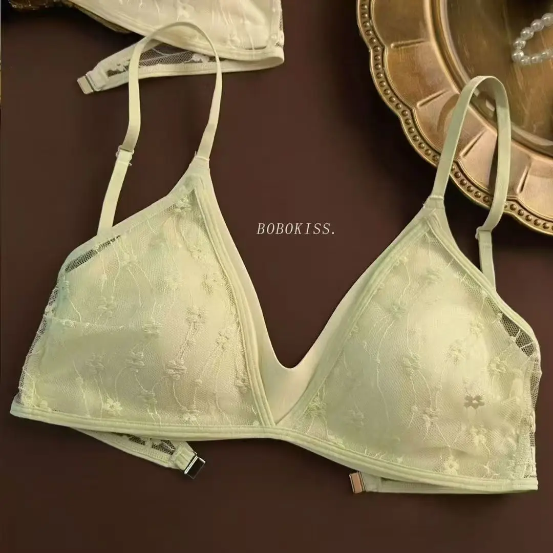 French Lace Large U-Shaped Seamless Bra for Women, Thin and Comfortable, Small Chest Push-Up Triangle Cup Wireless Bra — feature 8