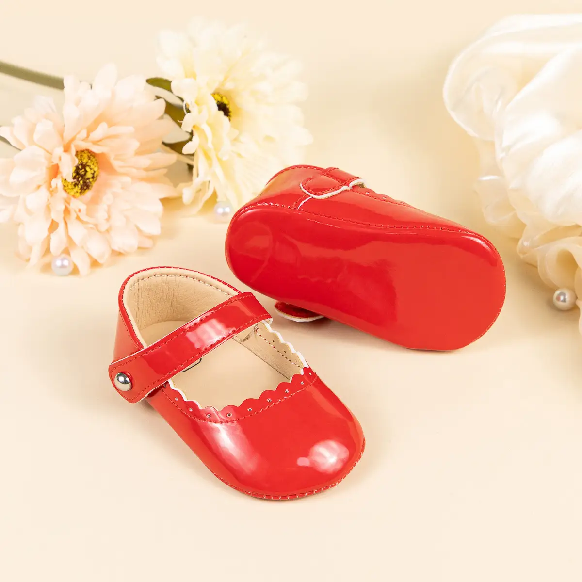 Black Glossy Baby Shoes for 0-1 Year Old