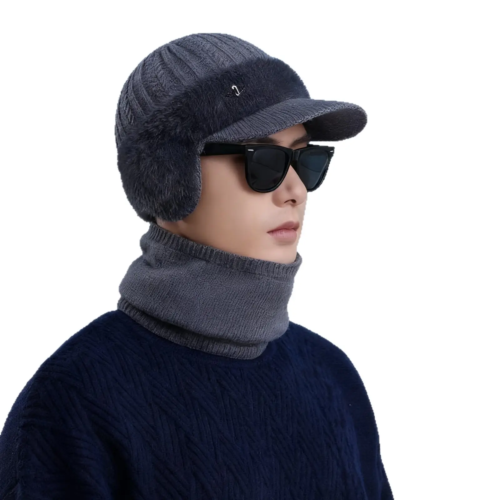 Wool Duckbill Cap with Warm Ear Protection for Winter - Image 10