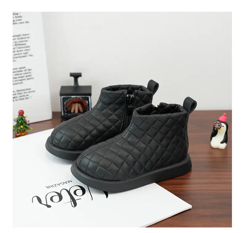 Baby Girl's Black Quilted Short Boots New Year — feature 9