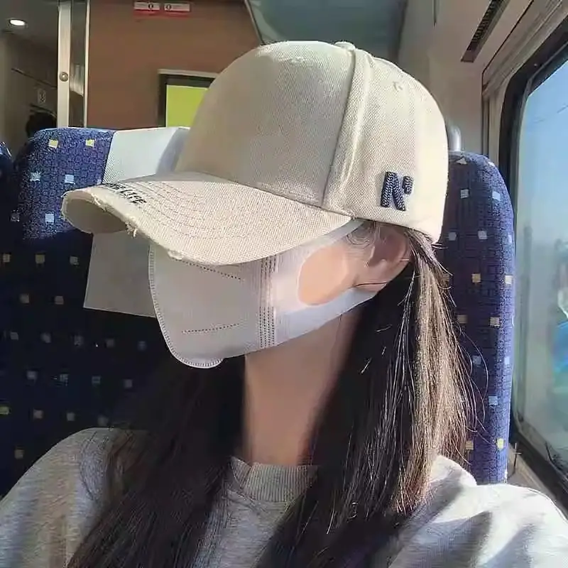 Women Face-Slimming Duckbill Cap with Wide Brim - Image 7