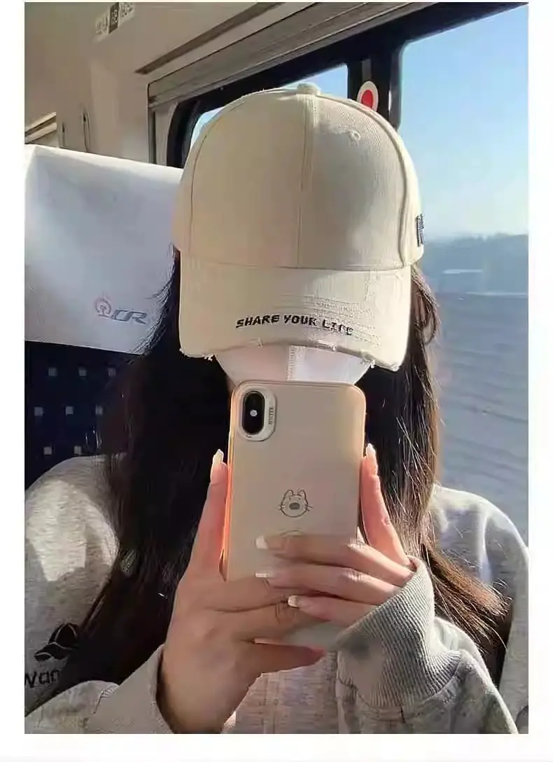 Women Face-Slimming Duckbill Cap with Wide Brim — feature 7