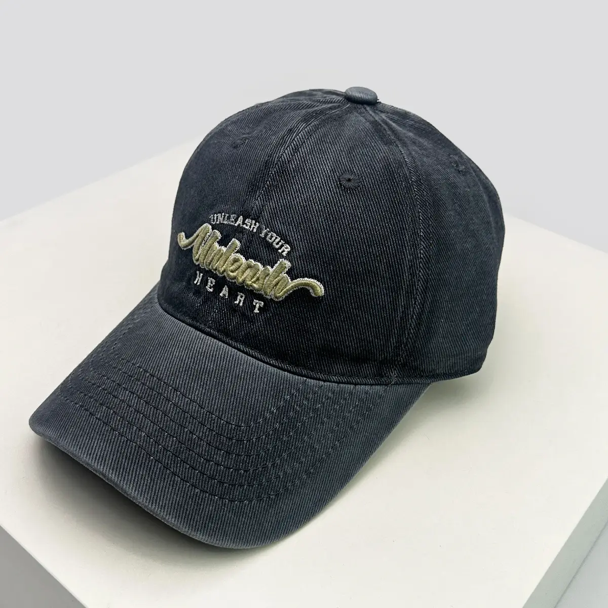 Men Women Sunshade Baseball Cap with Embroidery - Image 2
