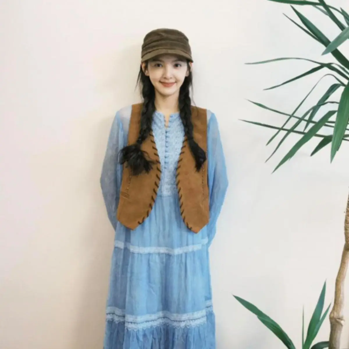 Women's Blue Pleated Duckbill Beret with Face-Slimming Cap - Image 6