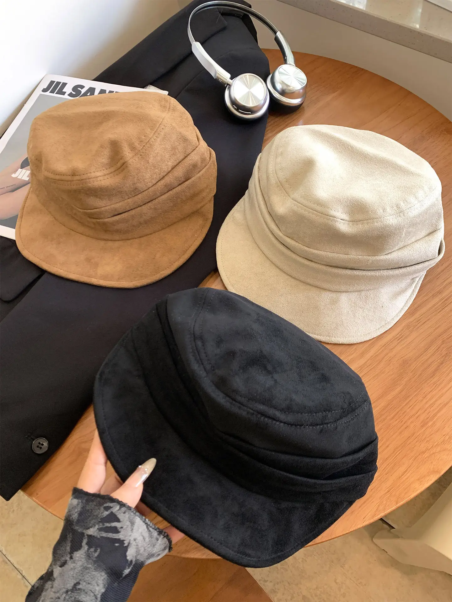 Women's Blue Pleated Duckbill Beret with Face-Slimming Cap — feature 6