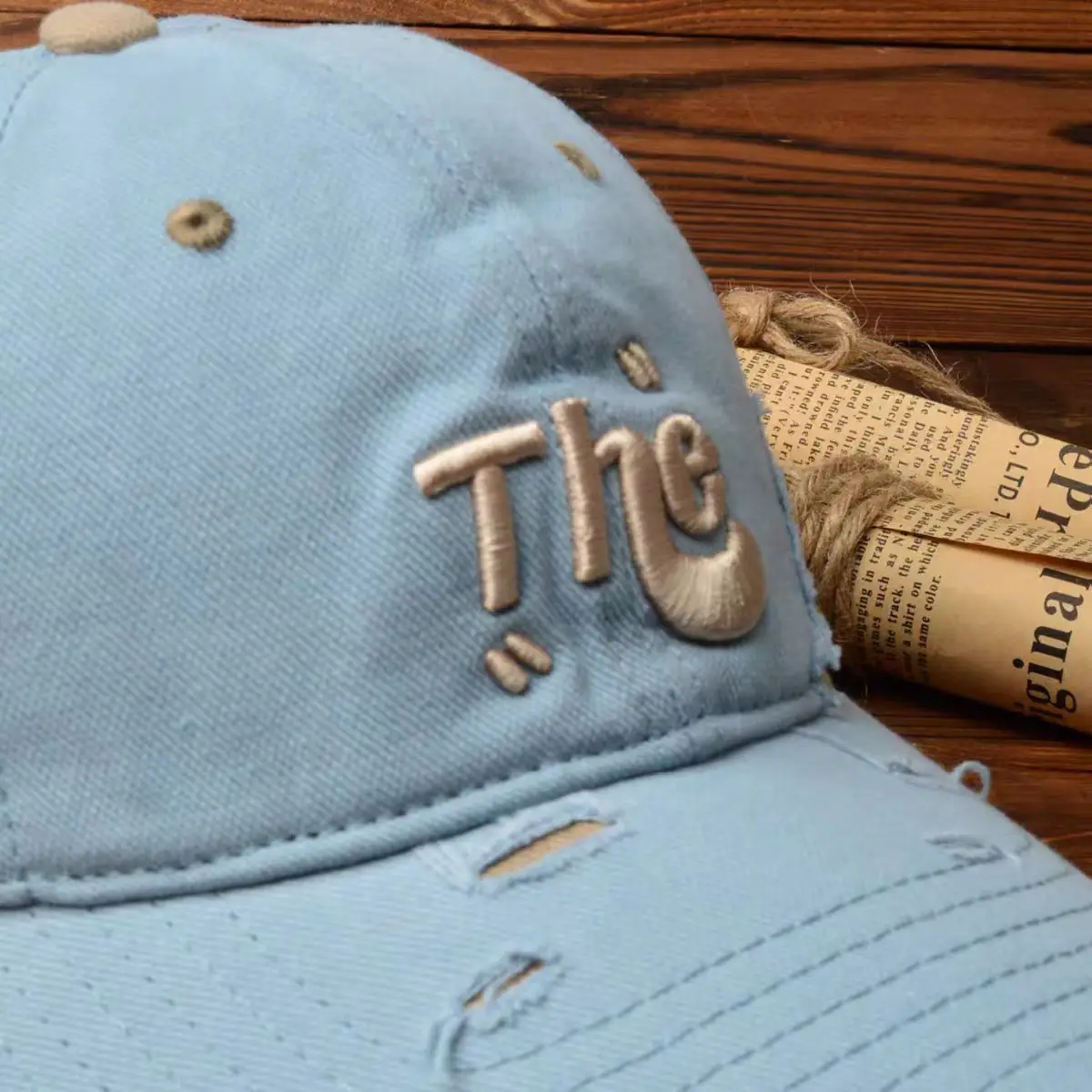 American Style Curved Brim Embroidered Letter Cap — feature 10