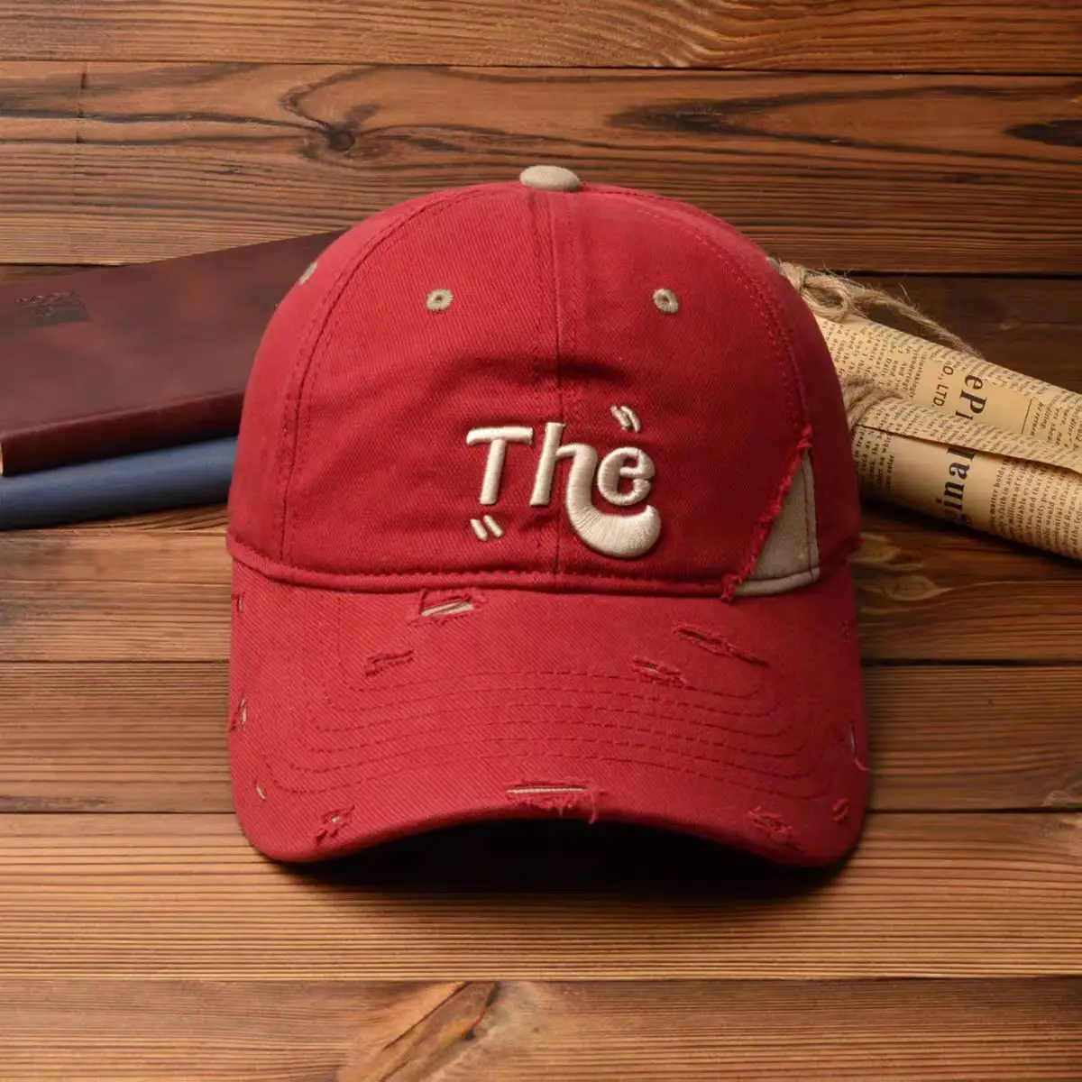American Style Curved Brim Embroidered Letter Cap — feature 11