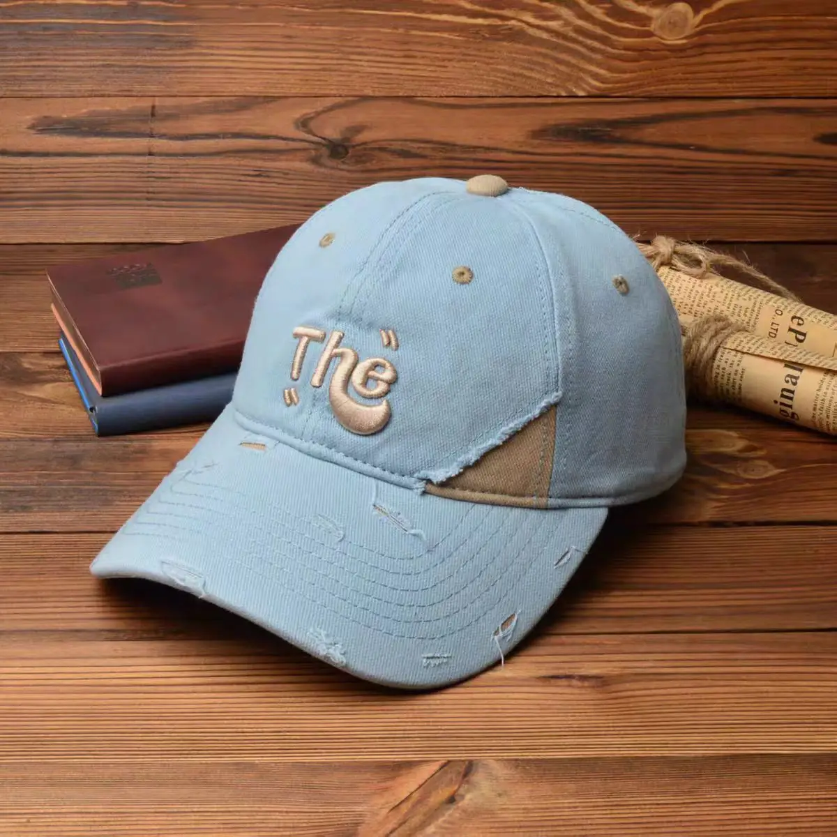 American Style Curved Brim Embroidered Letter Cap — feature 9