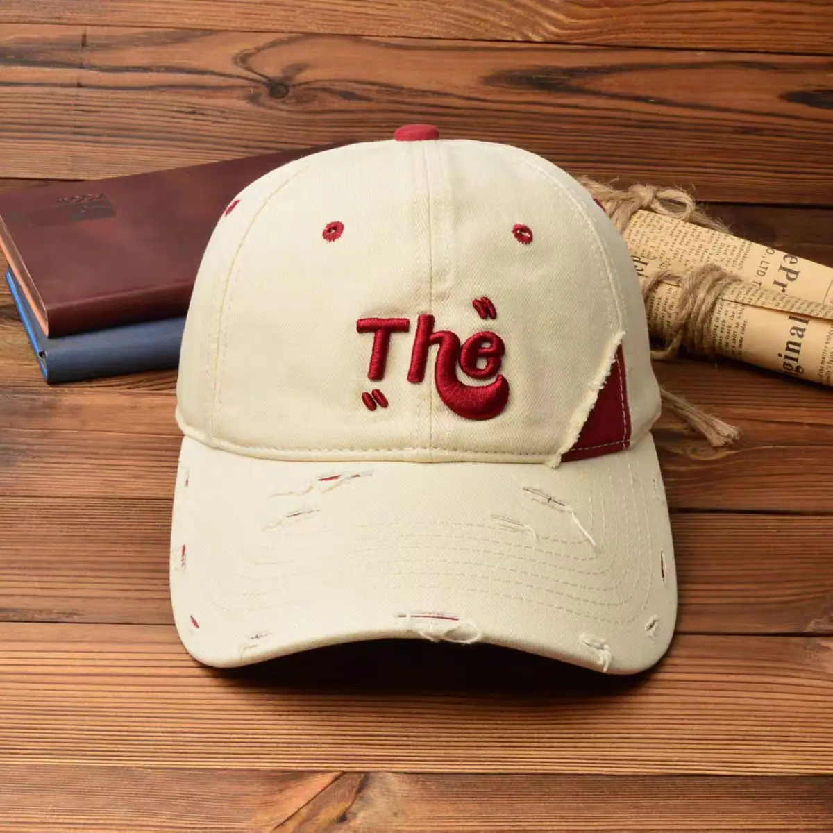 American Style Curved Brim Embroidered Letter Cap