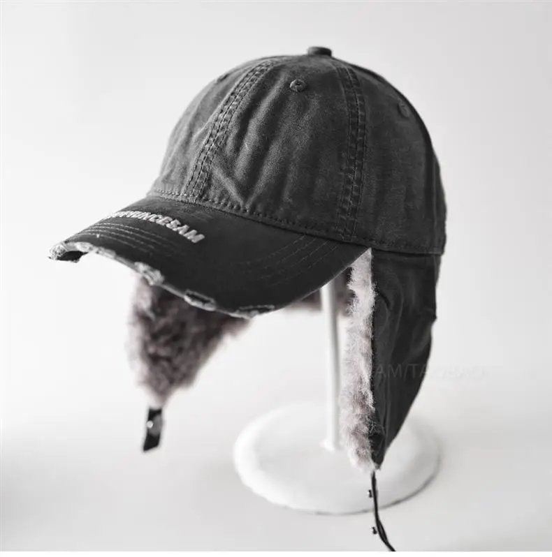Men Winter Baseball Cap with Letter Embroidery & Ear Fluffy — feature 10