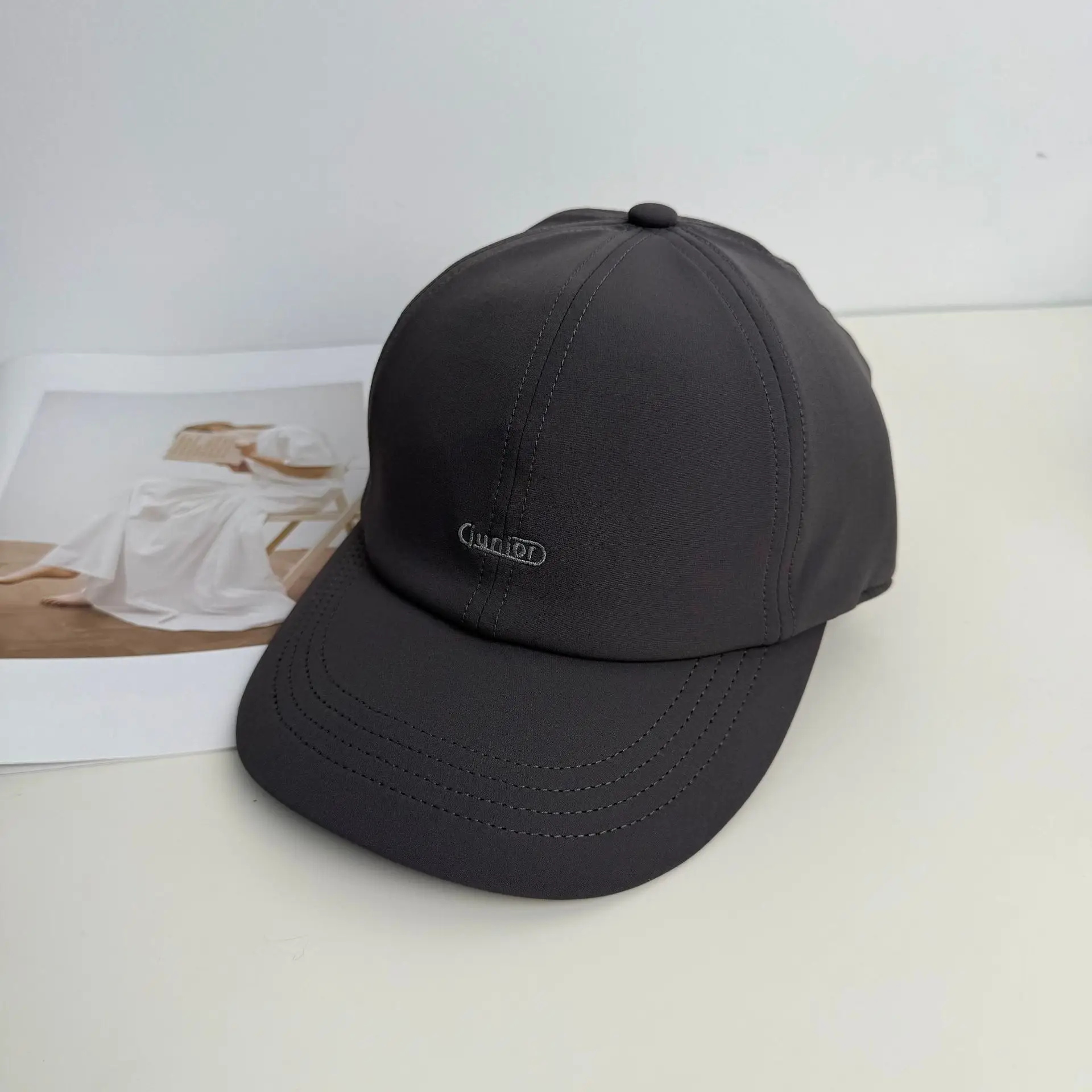 Men's Black Baseball Cap with "GOLDEN" Logo