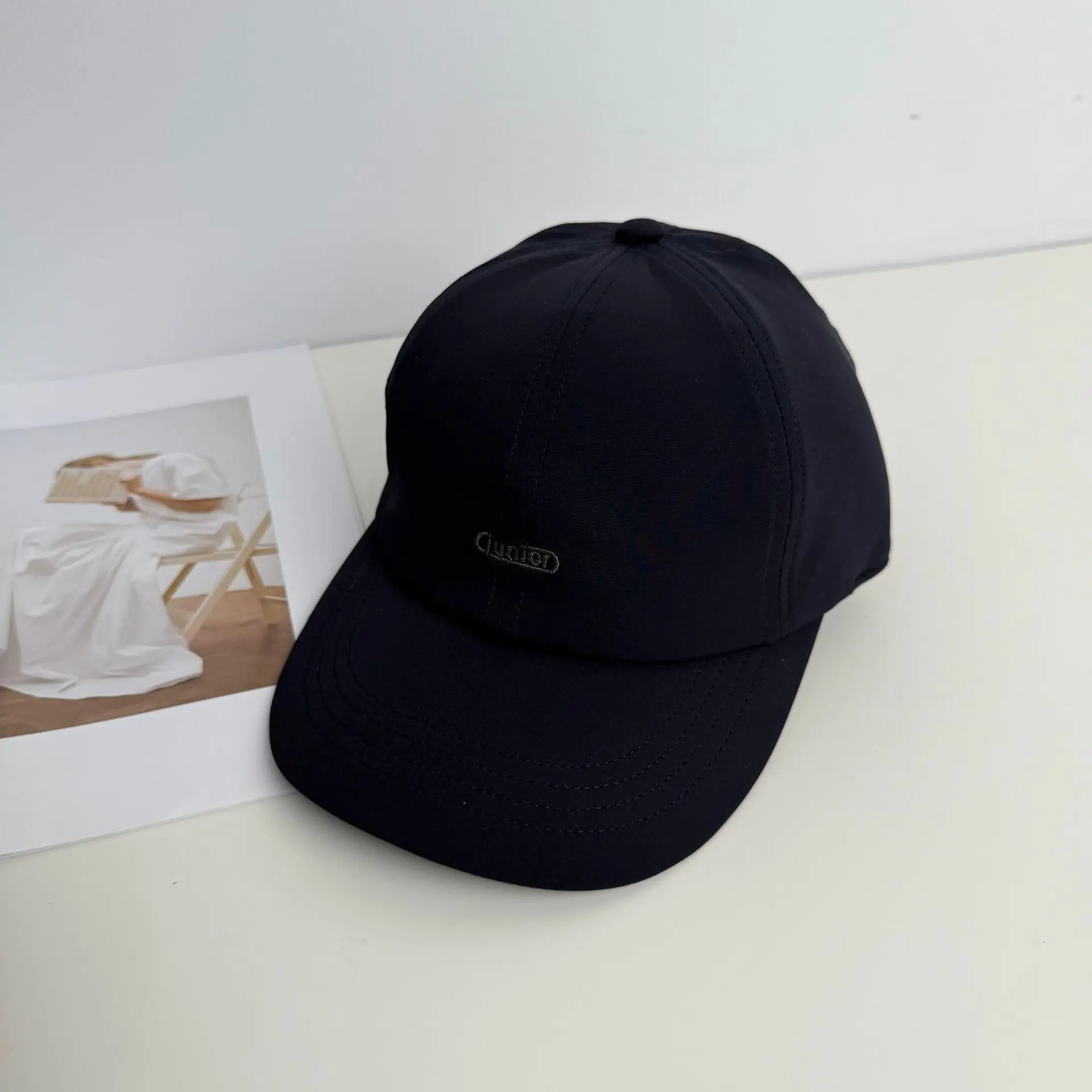 Men's Black Baseball Cap with "GOLDEN" Logo