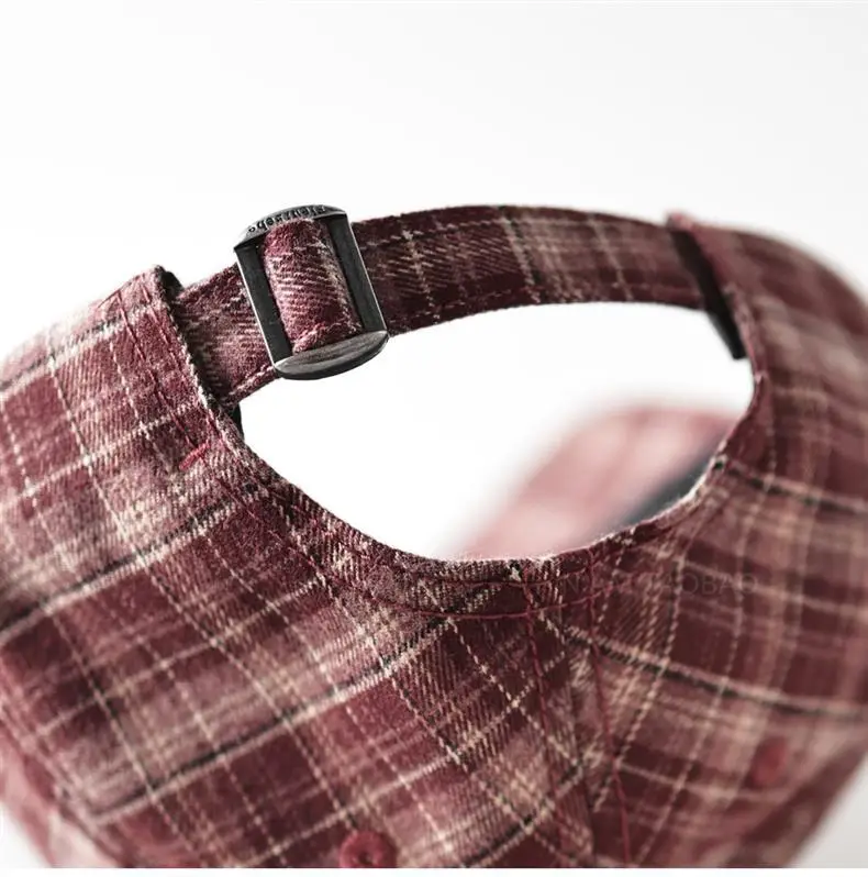 Men Plaid Baseball Cap with Logo — feature 8