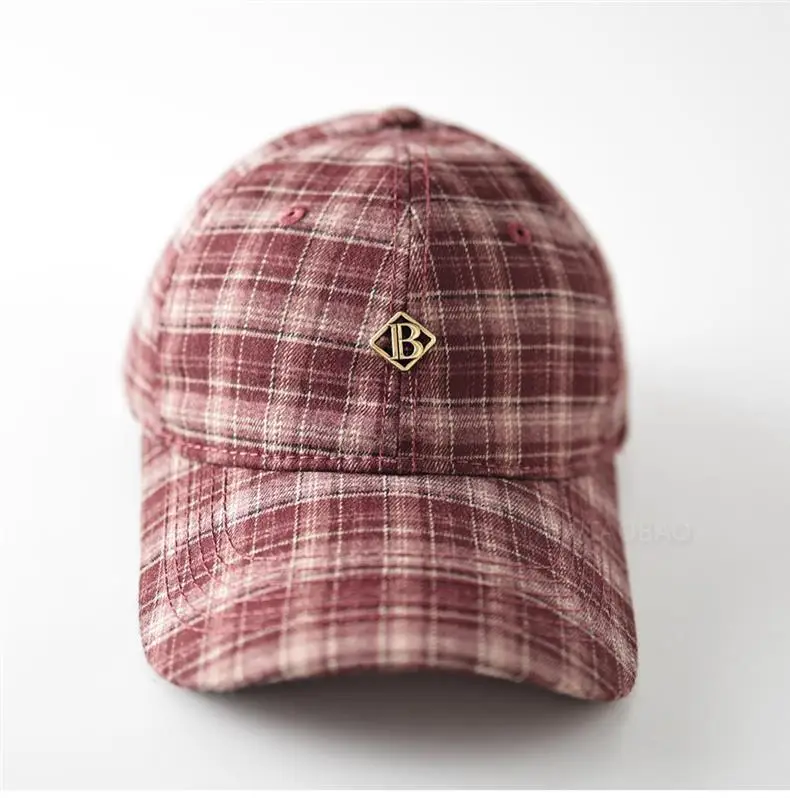 Men Plaid Baseball Cap with Logo — feature 9