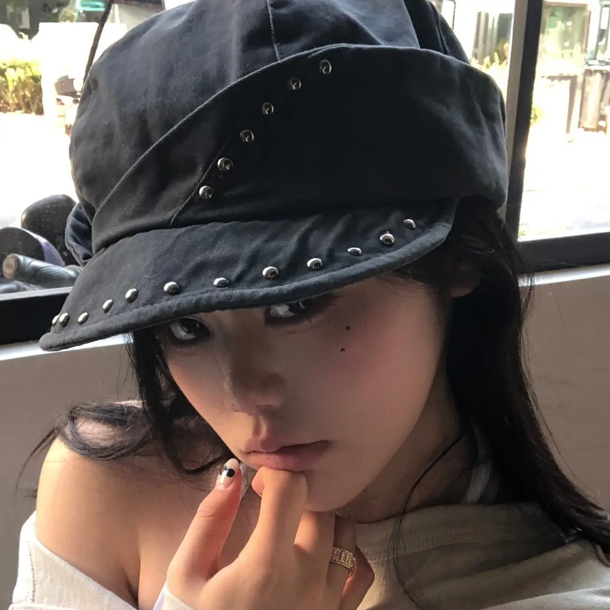 Vintage Women's Face-Slimming Beret Cap for Autumn - Image 5