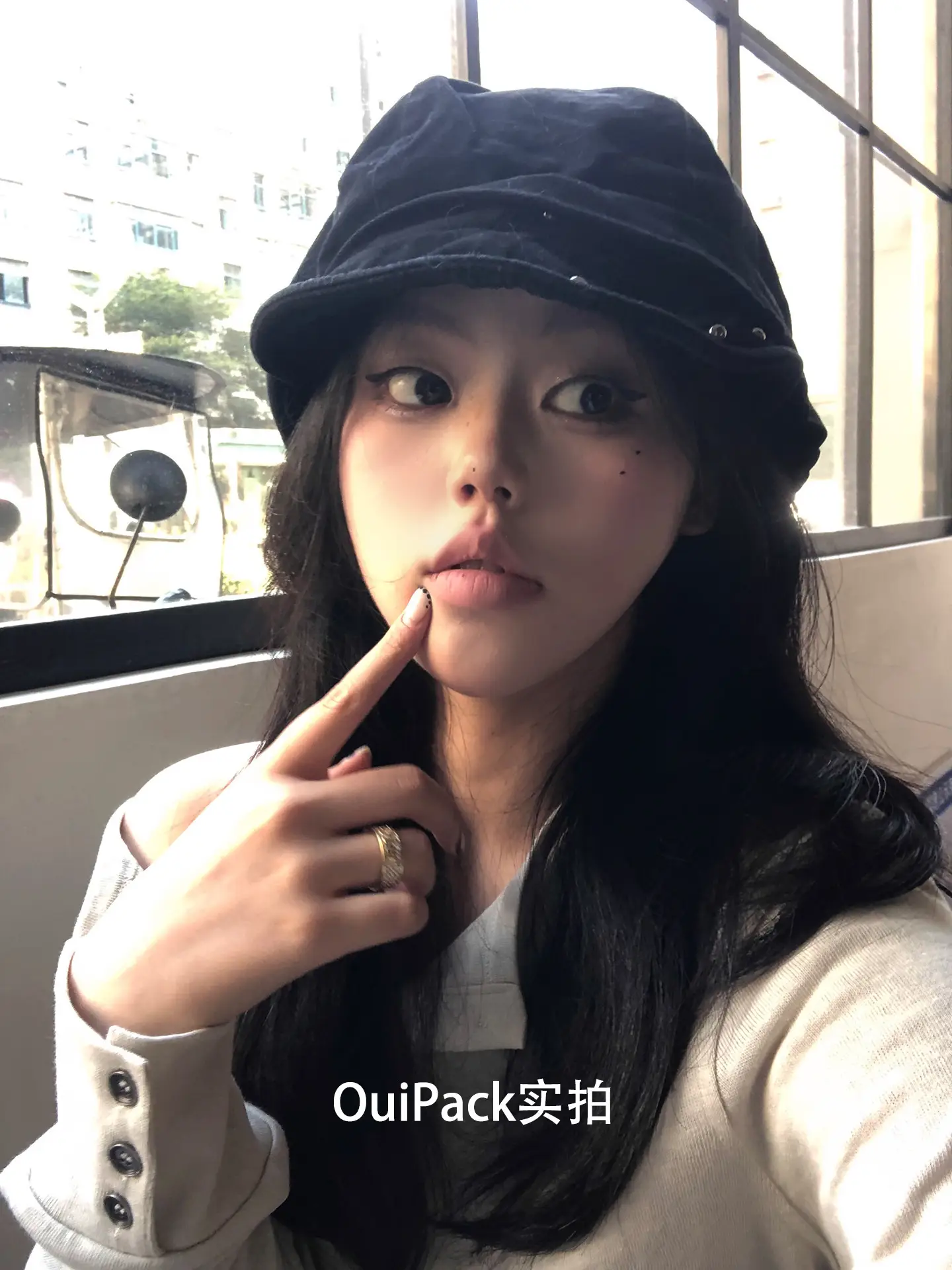 Vintage Women's Face-Slimming Beret Cap for Autumn — feature 4