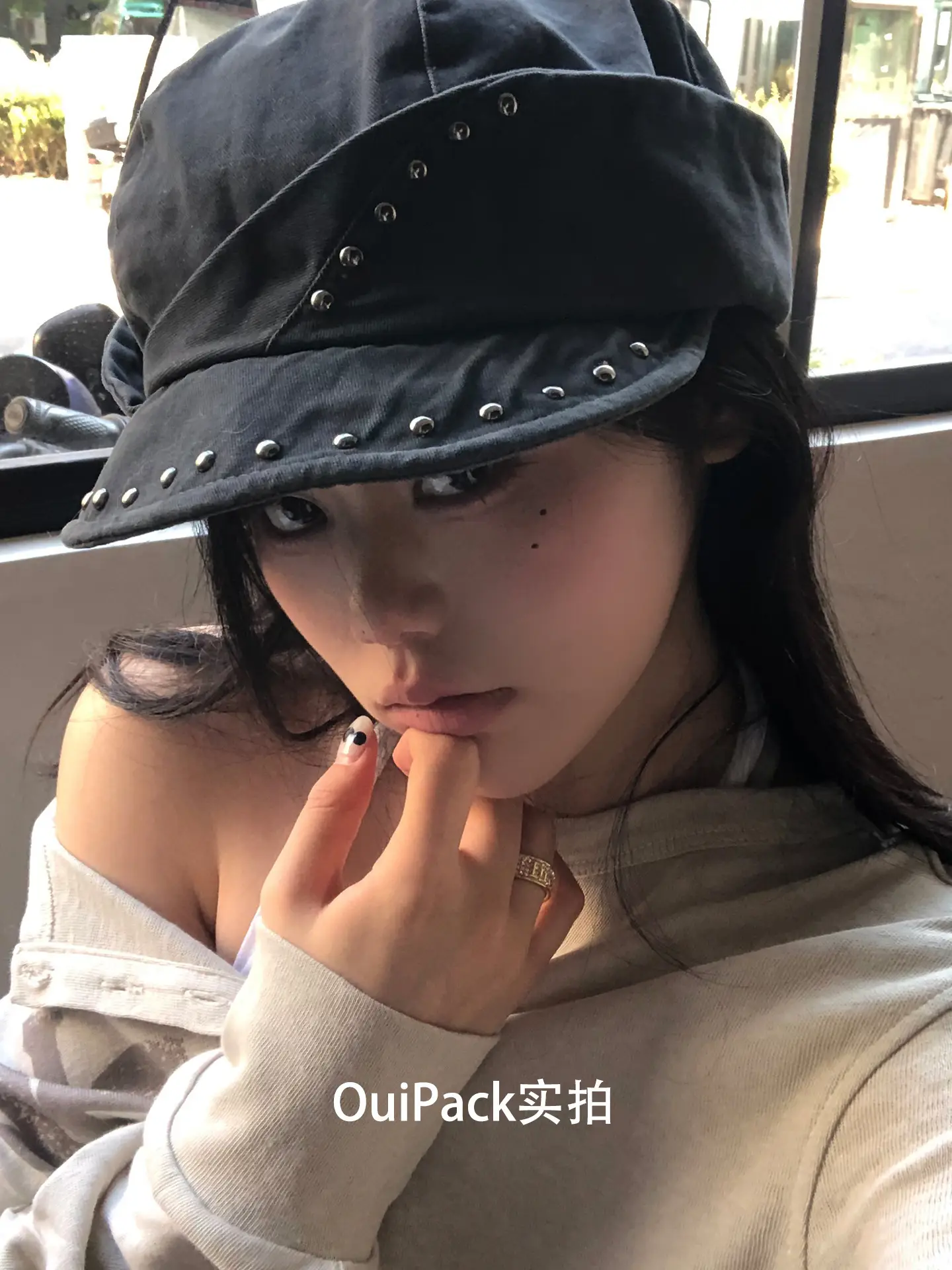 Vintage Women's Face-Slimming Beret Cap for Autumn — feature 5