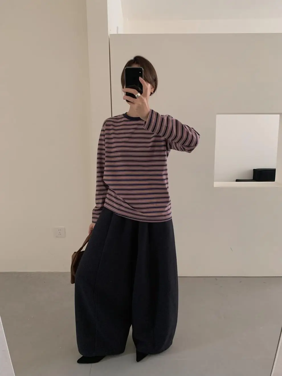 Women Striped Long Sleeve T-Shirt Brown Loose Fit — feature 3