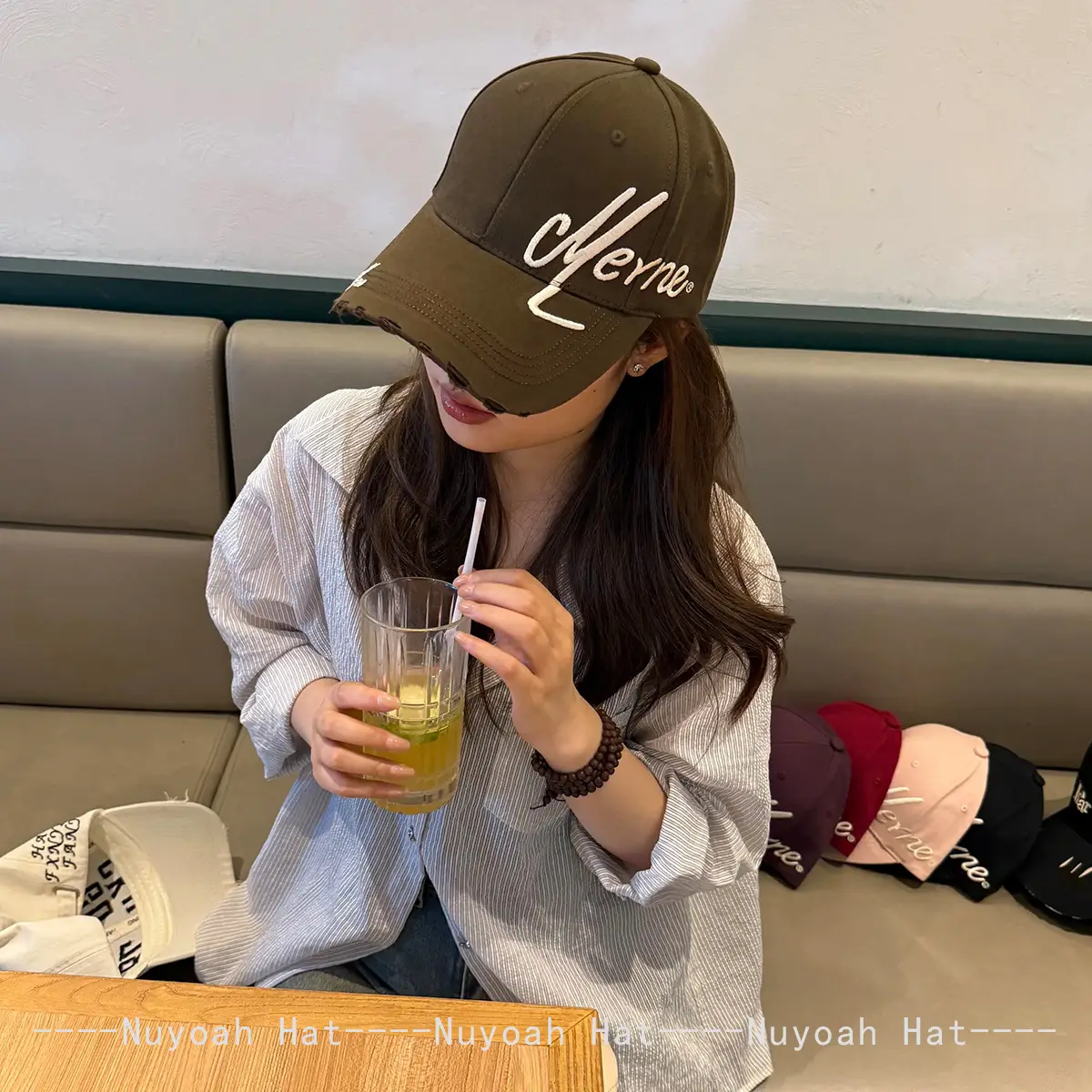 Women Maroon Embroidered Baseball Cap Sunshade - Image 12