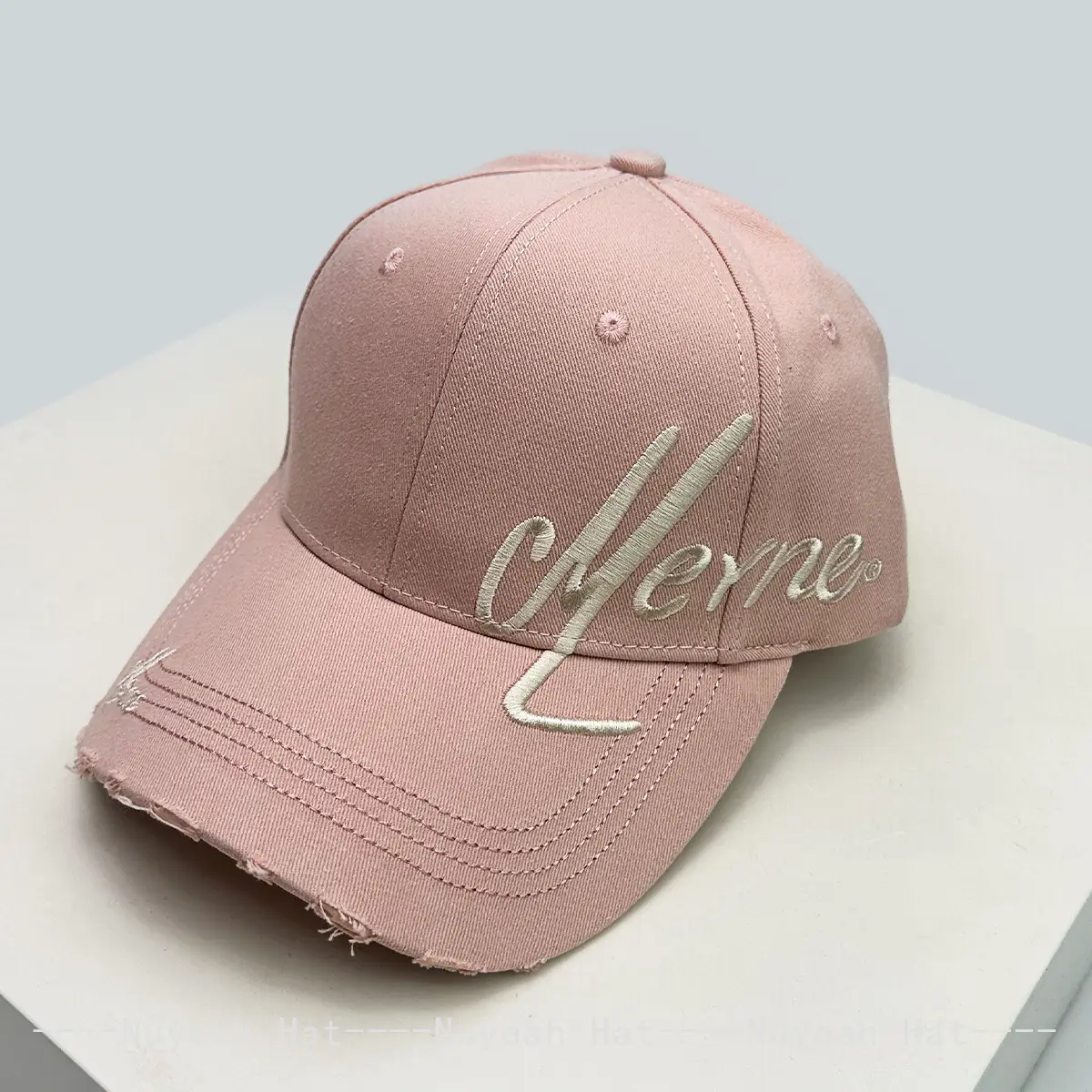 Women Maroon Embroidered Baseball Cap Sunshade - Image 5