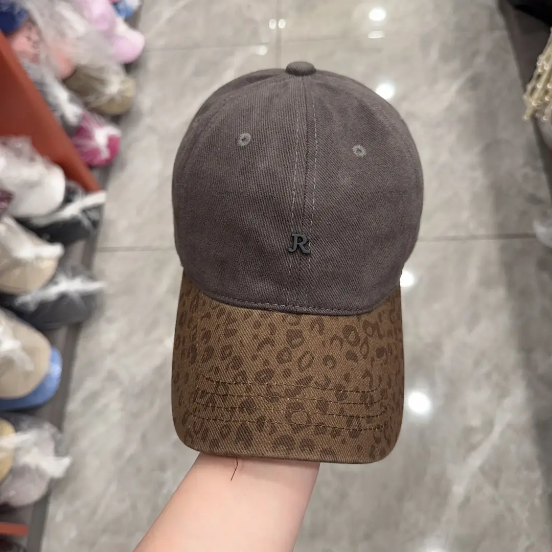 Women Leopard Print Baseball Cap Red Brown — feature 11