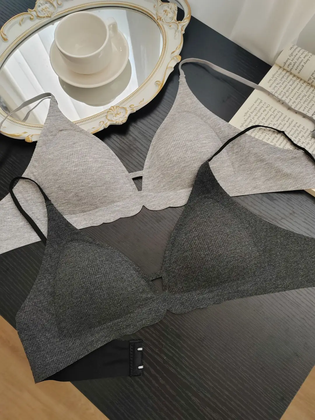 French Seamless Triangle Cup Bra, Thin, Comfortable and Breathable Small Breast Underwear — feature 11