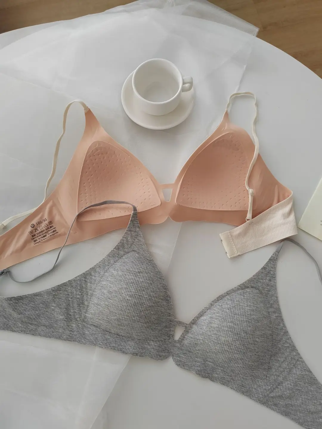 French Seamless Triangle Cup Bra, Thin, Comfortable and Breathable Small Breast Underwear — feature 22