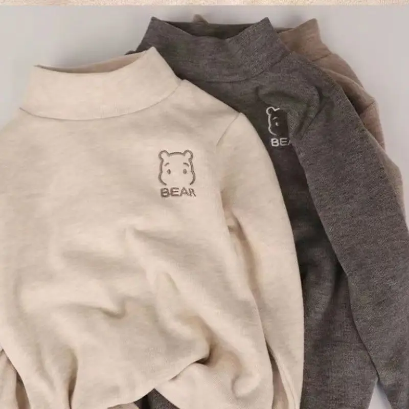 Gray Bear Print Long Sleeve Sweatshirt for Kids - Image 5
