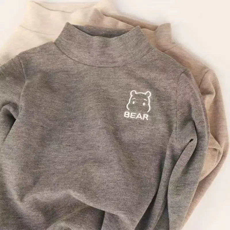 Gray Bear Print Long Sleeve Sweatshirt for Kids - Image 7