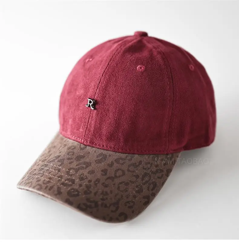 Leopard Print Baseball Cap for Men Women Brown Gray — feature 5