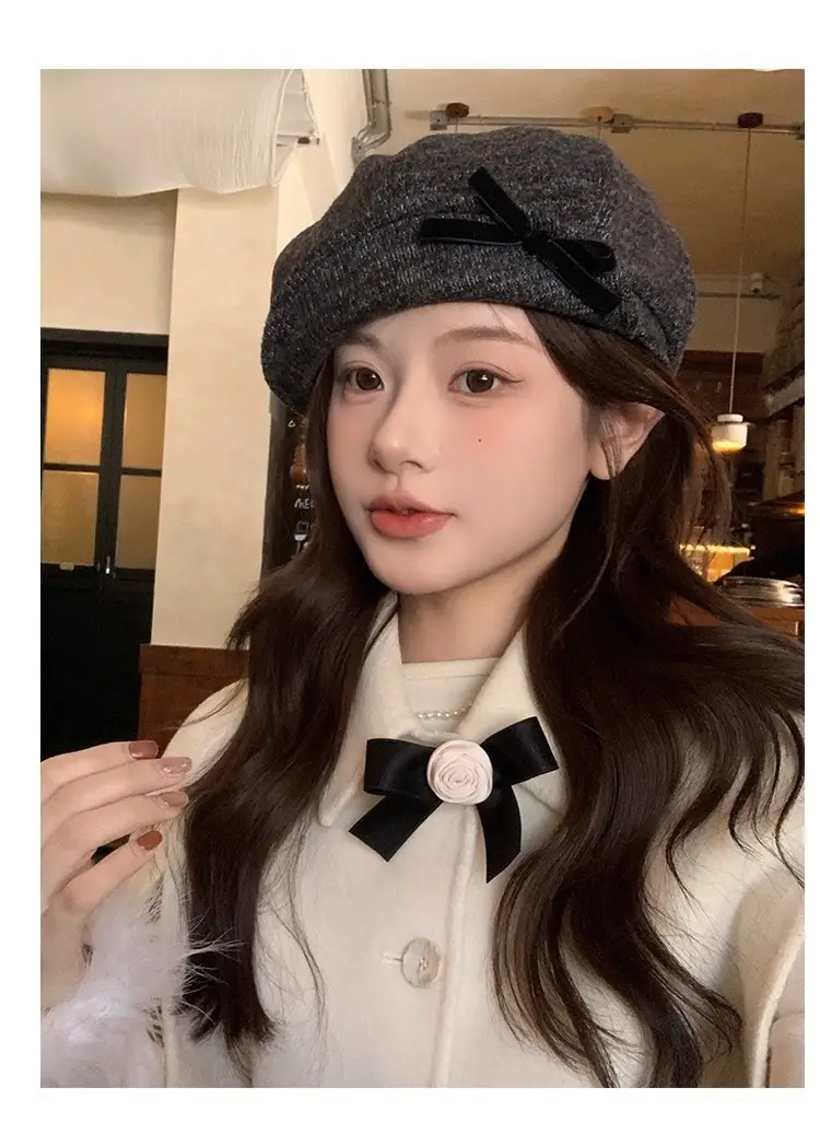 Women Retro Forward Cap Duckbill 2025 — feature 15