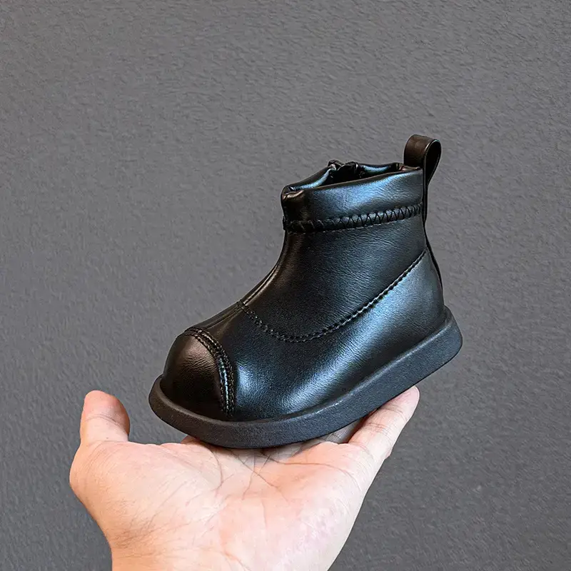 Black Leather Toddler Boots for Girls One-Year-Old — feature 2