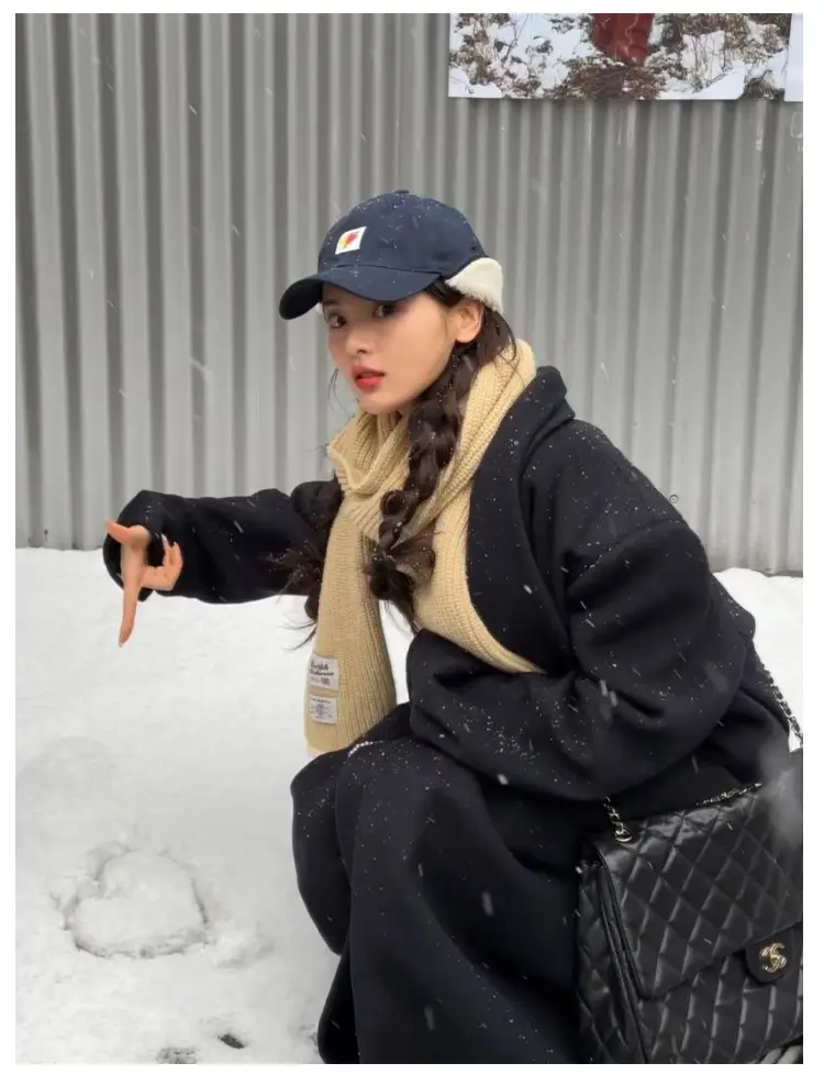 Korean Embroidered Warm Cap for Women Winter — feature 6