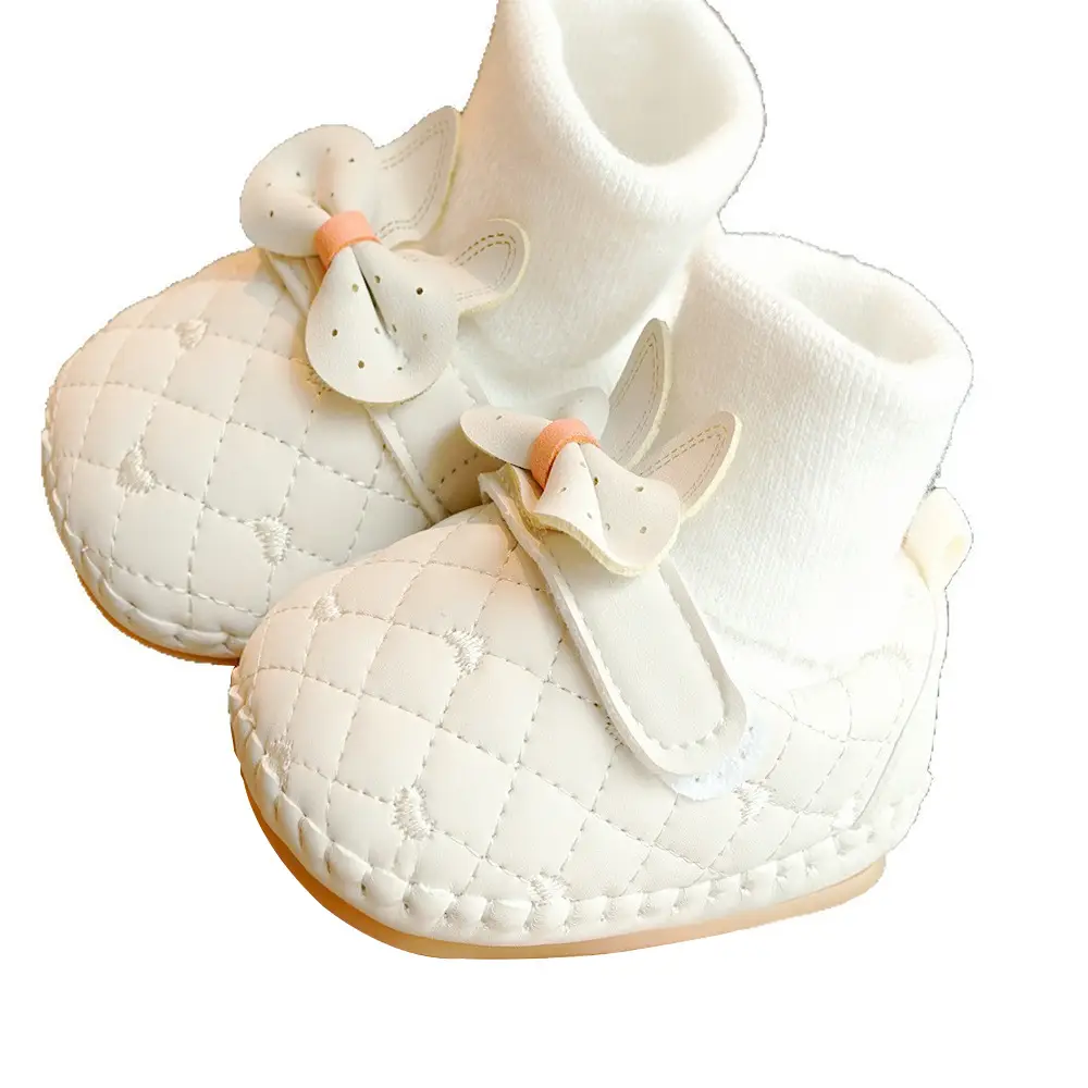 White Fleece Baby Shoes 0-1 Year Non-Slip Winter