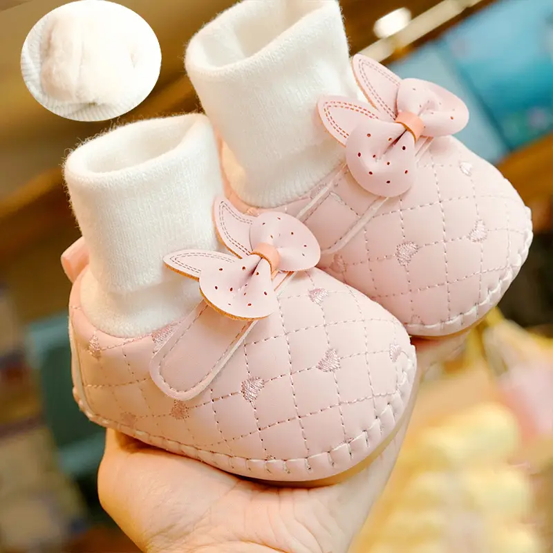 White Fleece Baby Shoes 0-1 Year Non-Slip Winter