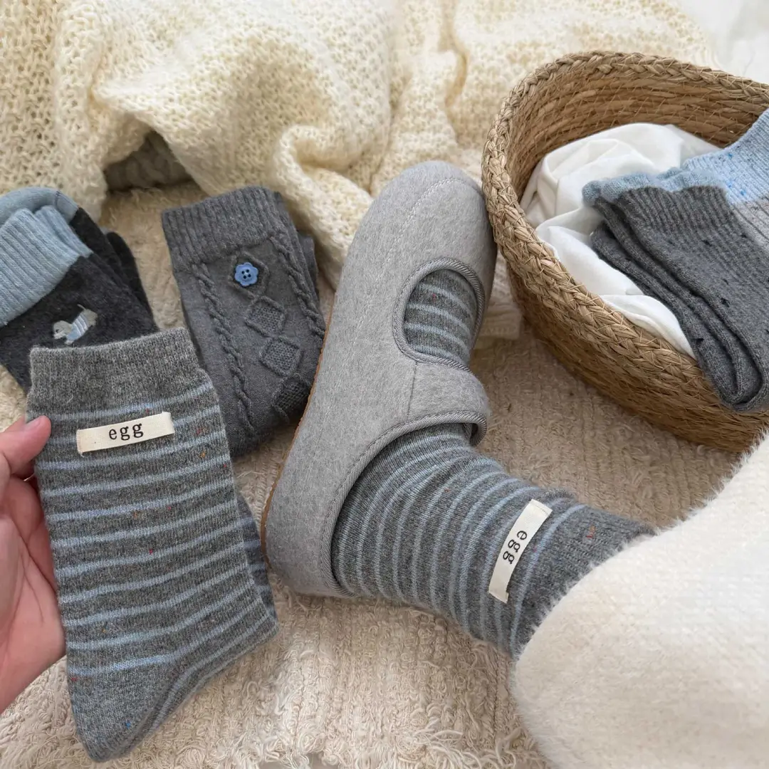 Little Red Book's Best-Selling Model! Winter Wool Socks Combination Gray Button Thickeneded Warm Pile Socks Mid-Calf Socks for Women